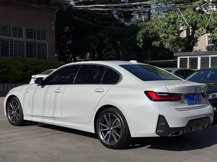 Фото 3 - BMW 3 Series