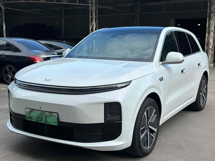 Фото 1 - LiXiang L6