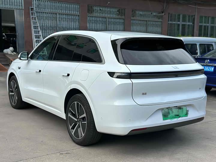 Фото 7 - LiXiang L6