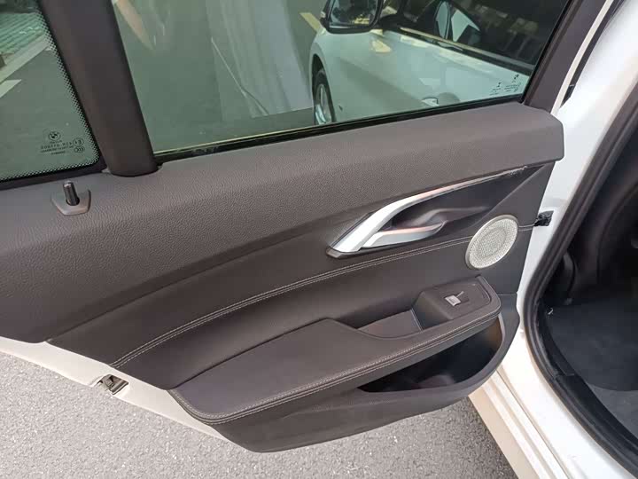 Фото 18 - BMW 1 Series