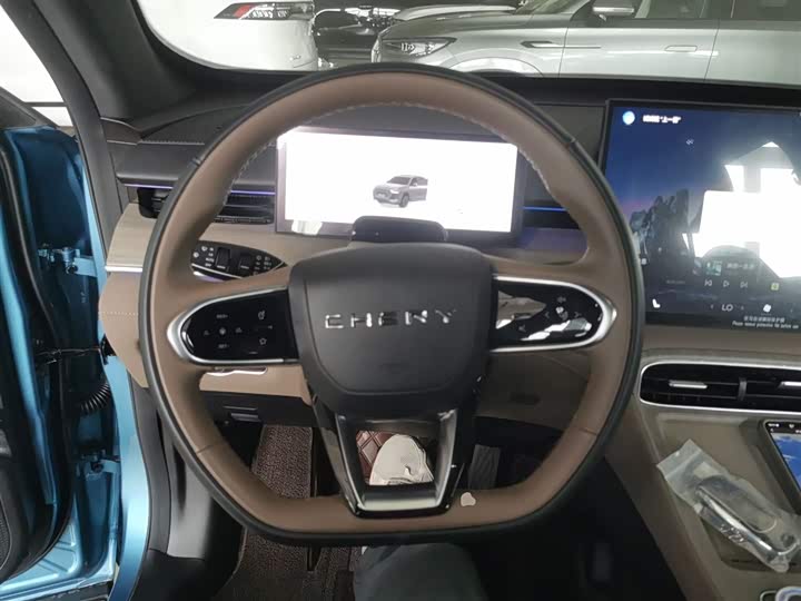 Фото 11 - Chery Tiggo 8 Plus C-DM