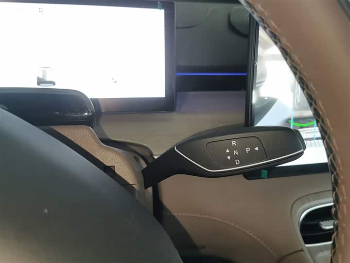 Фото 14 - Chery Tiggo 8 Plus C-DM