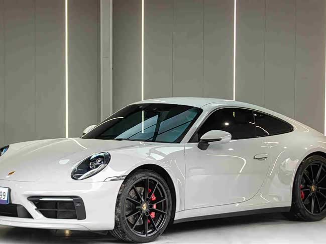 Фото 1 - Porsche 911