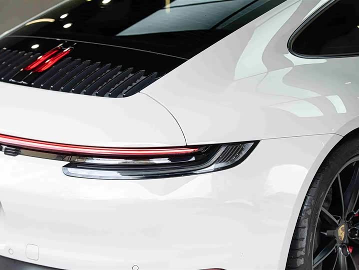 Фото 8 - Porsche 911