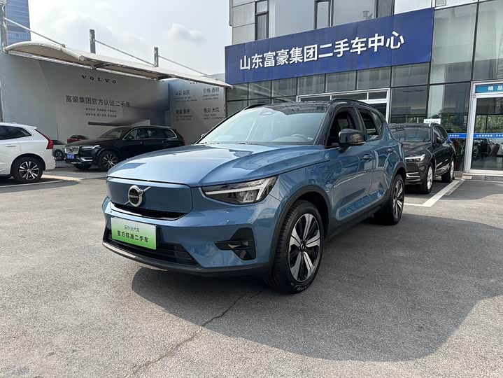 Фото 1 - Volvo XC40 EV