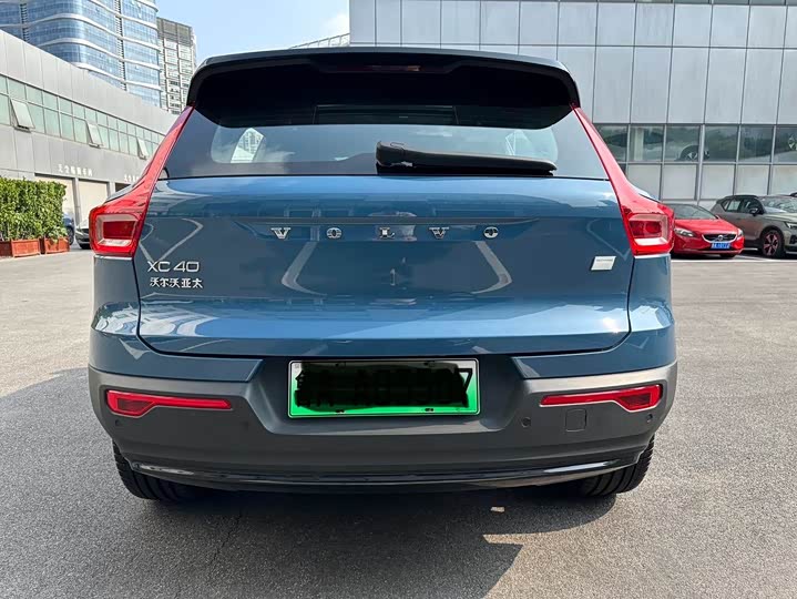 Фото 12 - Volvo XC40 EV