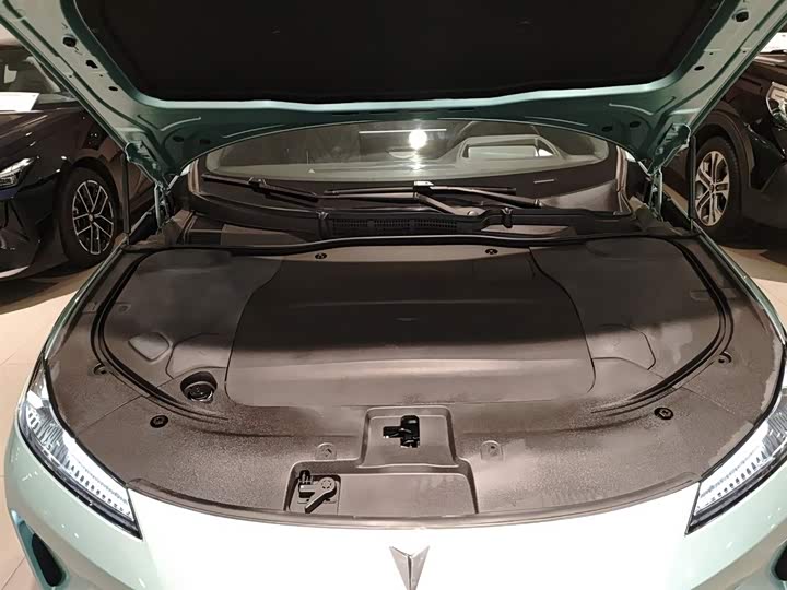 Фото 10 - Changan Deepal SL03