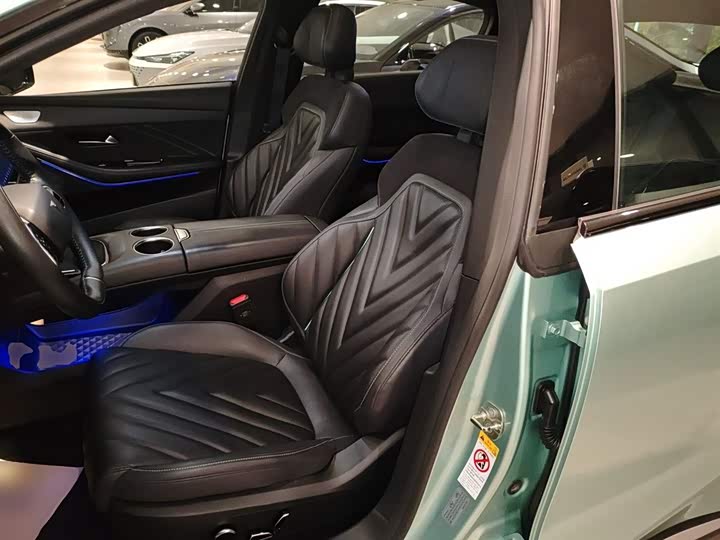 Фото 7 - Changan Deepal SL03