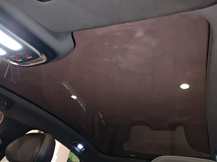 Фото 8 - Changan Deepal SL03