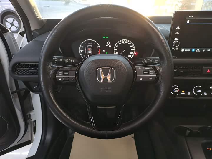 Фото 11 - Honda HR-V