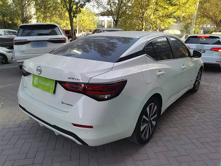 Фото 7 - Nissan Sylphy