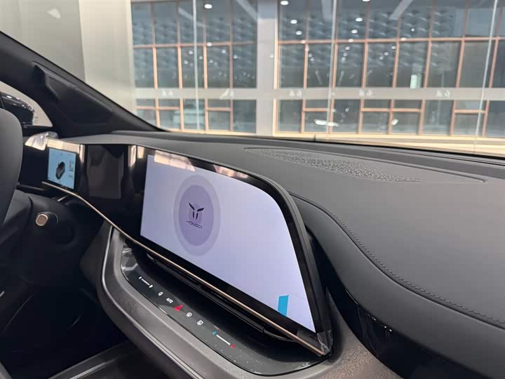 Фото 14 - Hongqi EHS7 (Tiangong 08)