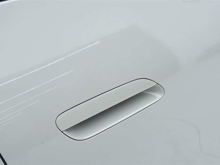 Фото 15 - Xiaomi SU7