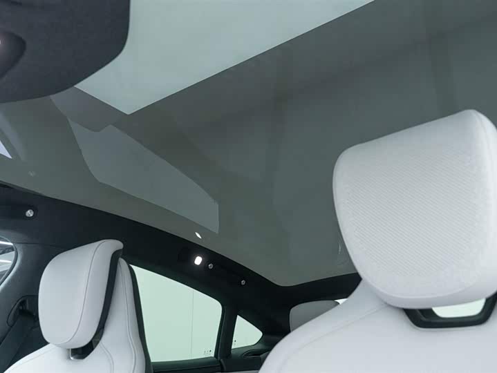 Фото 18 - Xiaomi SU7