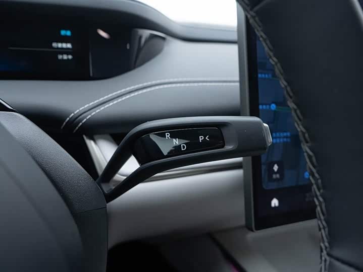 Фото 4 - Xiaomi SU7