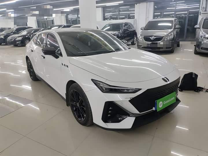 Фото 4 - Changan UNI-V