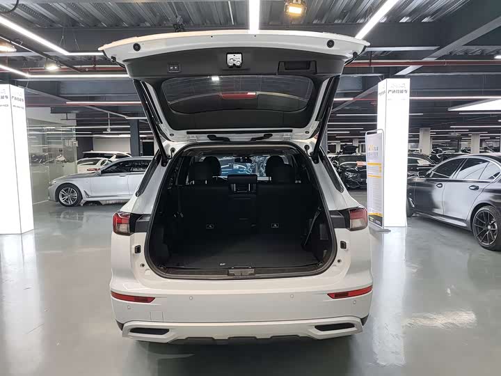 Фото 9 - Mitsubishi Outlander