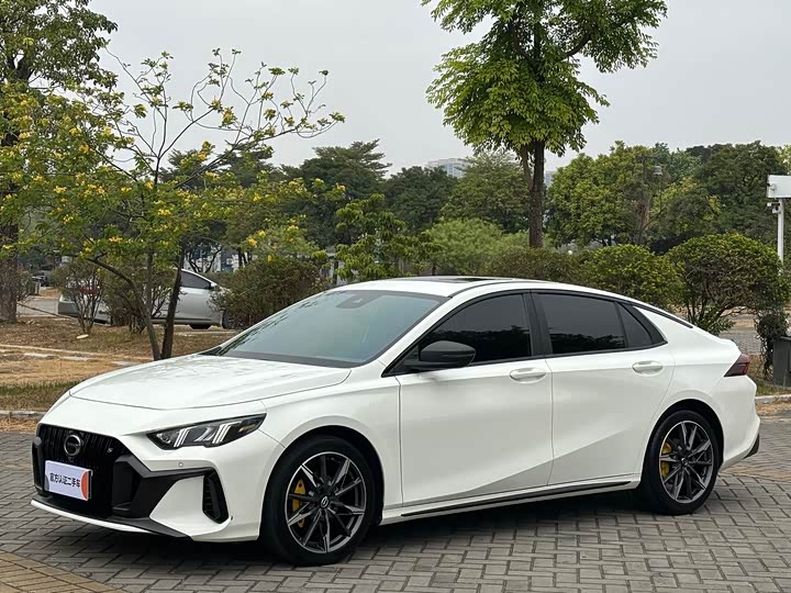 Фото 1 - GAC Trumpchi Empow R