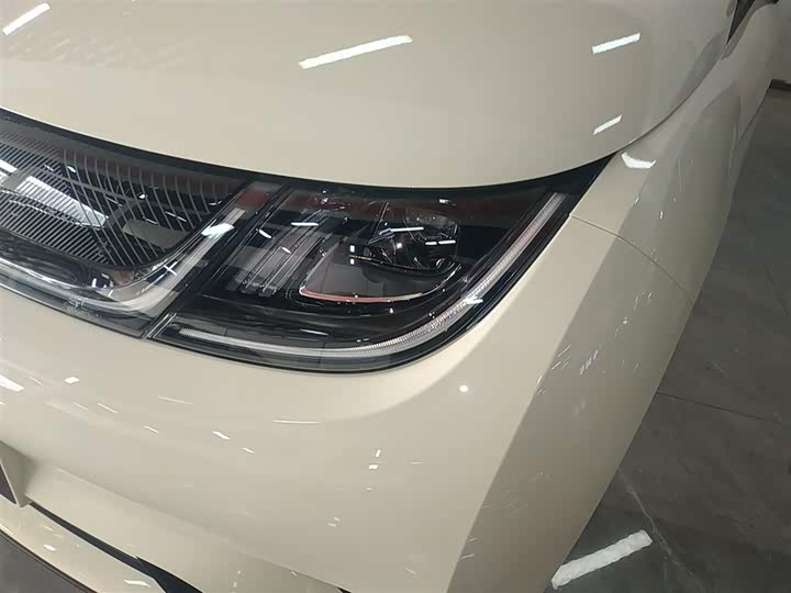 Фото 15 - BYD Dolphin