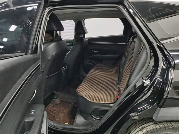 Фото 11 - Hyundai Tucson L