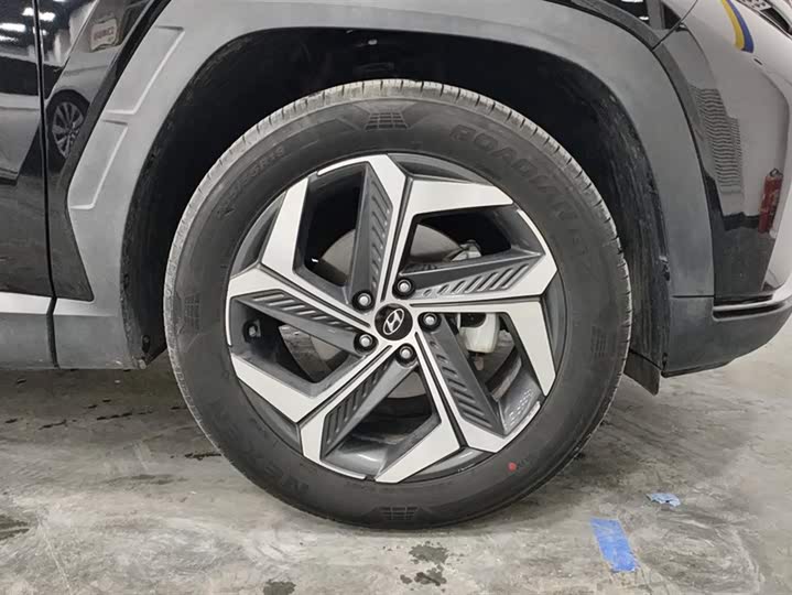 Фото 6 - Hyundai Tucson L
