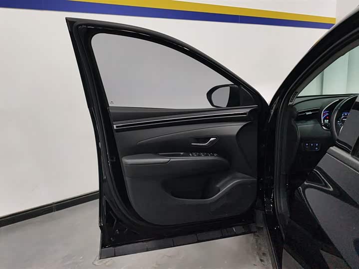 Фото 7 - Hyundai Tucson L