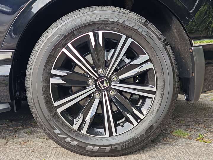 Фото 20 - Honda CR-V Hybrid