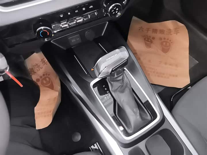 Фото 14 - Chevrolet Monza