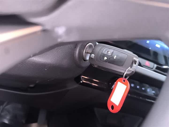 Фото 9 - Chevrolet Monza