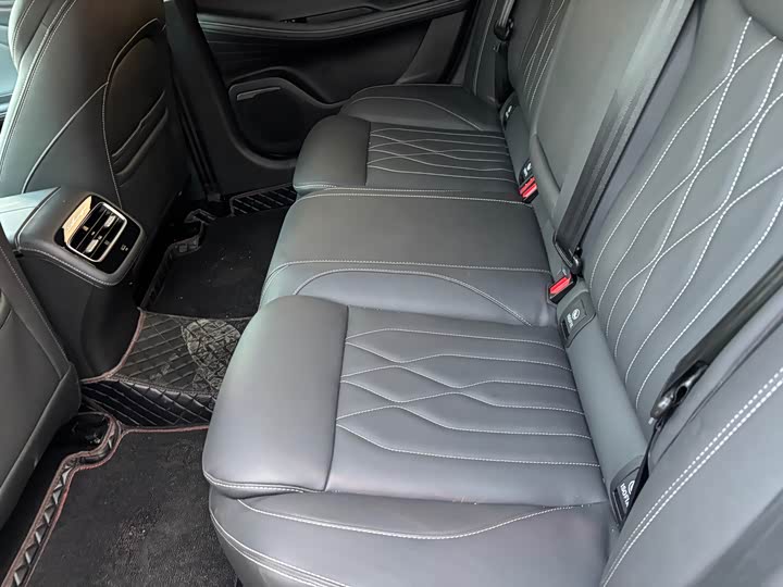 Фото 7 - Chery Arrizo 8