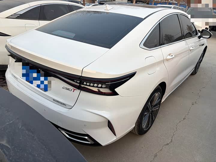 Фото 8 - Chery Arrizo 8