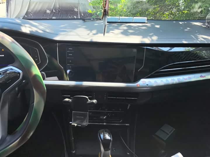 Фото 13 - Volkswagen Passat