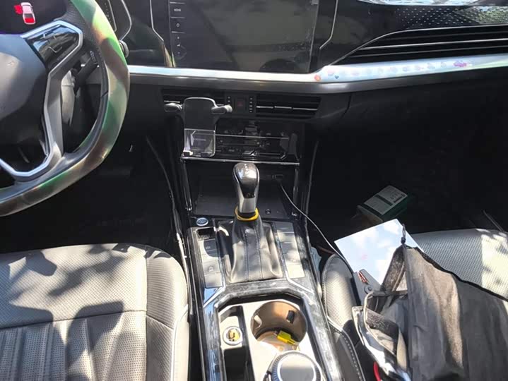 Фото 16 - Volkswagen Passat