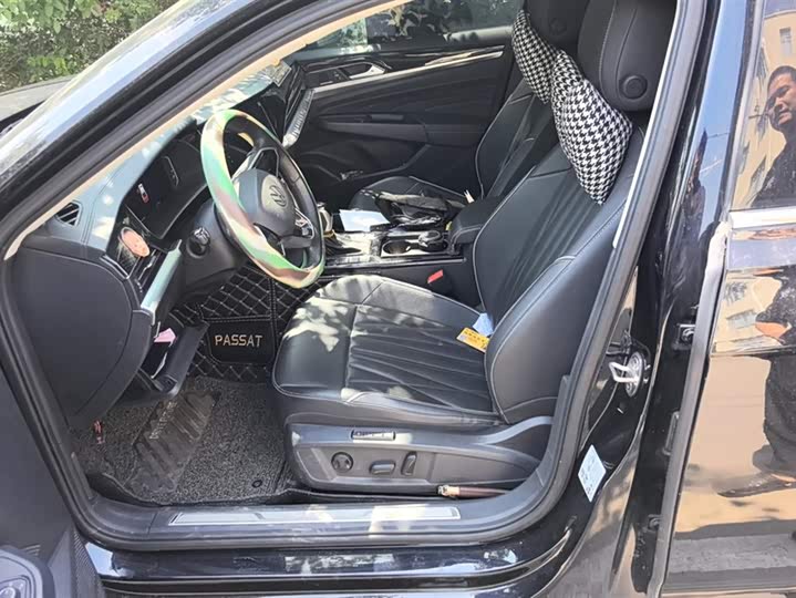 Фото 9 - Volkswagen Passat