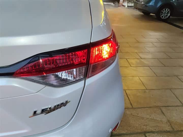 Фото 8 - Toyota Levin