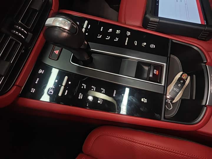 Фото 6 - Porsche Macan