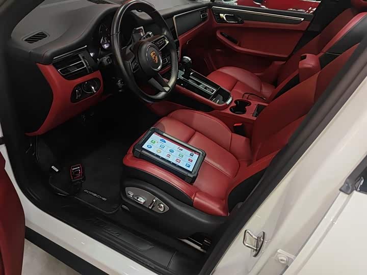 Фото 7 - Porsche Macan