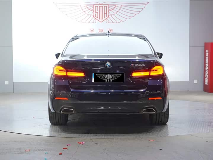 Фото 6 - BMW 5 Series