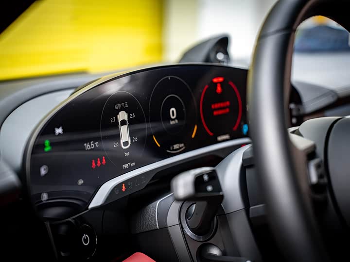 Фото 21 - Porsche Taycan