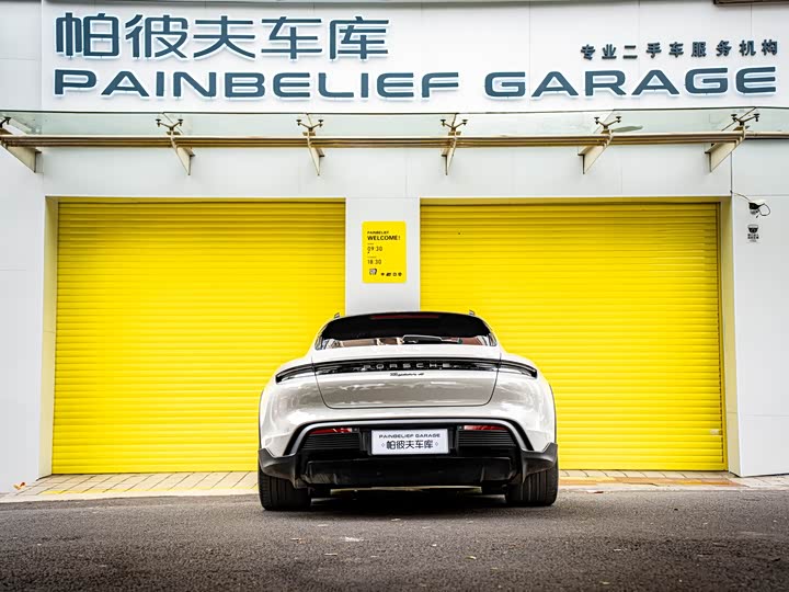 Фото 5 - Porsche Taycan