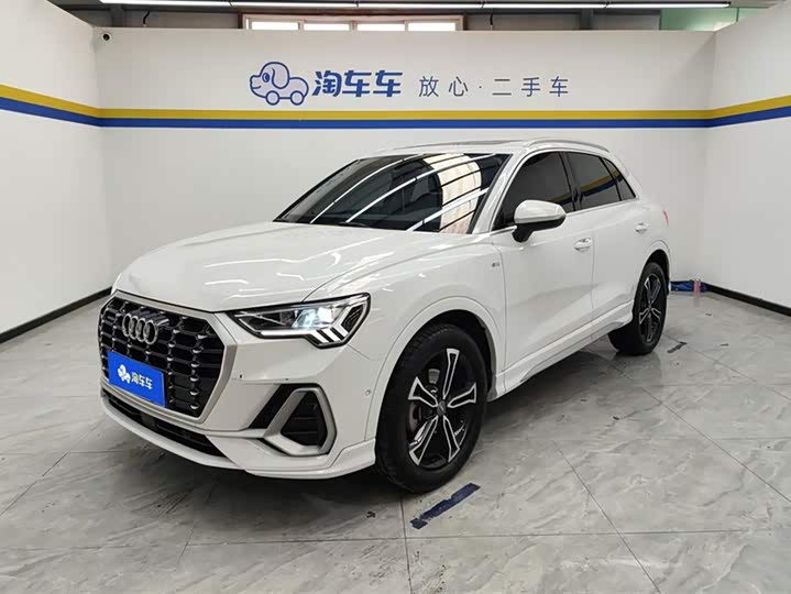 Фото 1 - Audi Q3