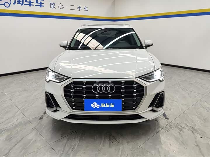 Фото 2 - Audi Q3