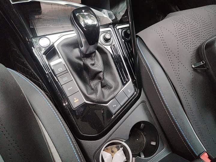 Фото 7 - Volkswagen Tayron GTE Hybrid