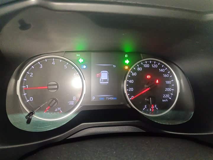 Фото 12 - Toyota Wildlander