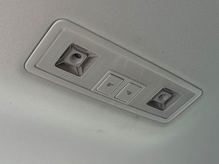 Фото 14 - Volkswagen Passat Variant