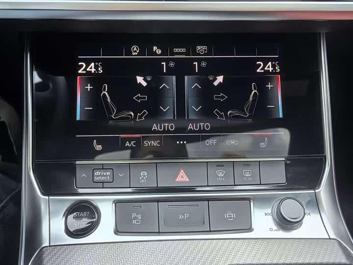 Фото 15 - Audi A7L