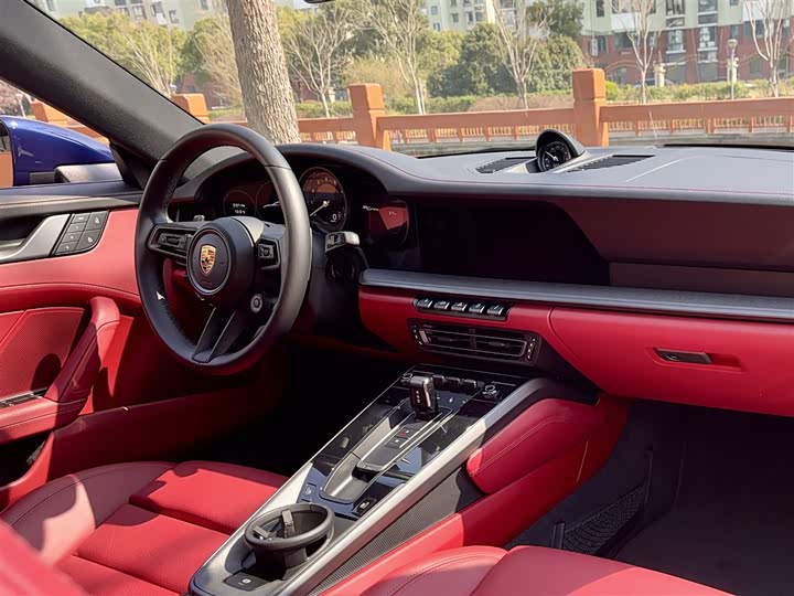 Фото 12 - Porsche 911