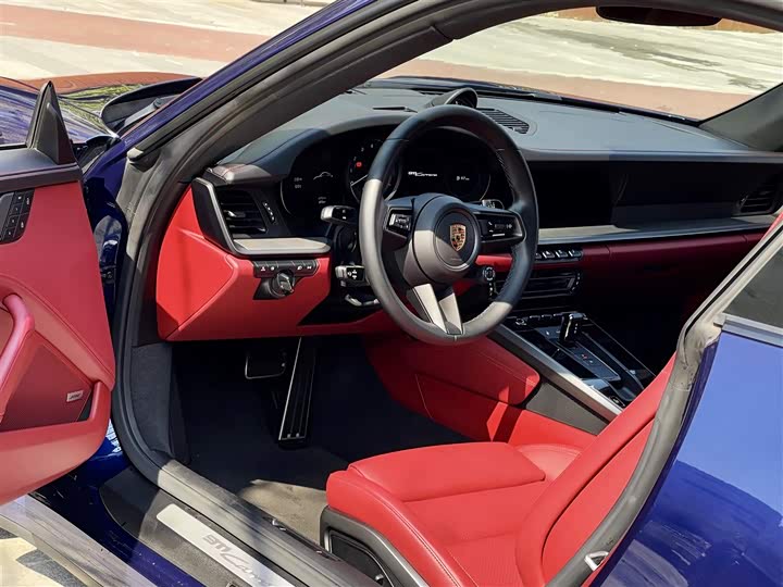 Фото 14 - Porsche 911