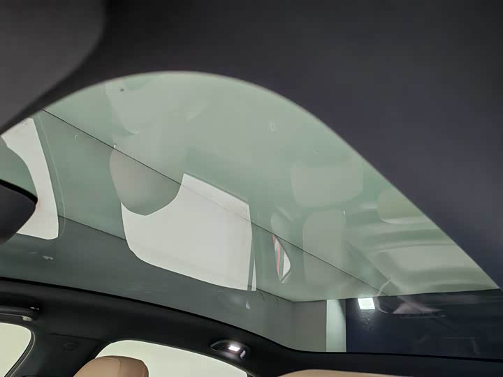 Фото 11 - Changan Deepal SL03