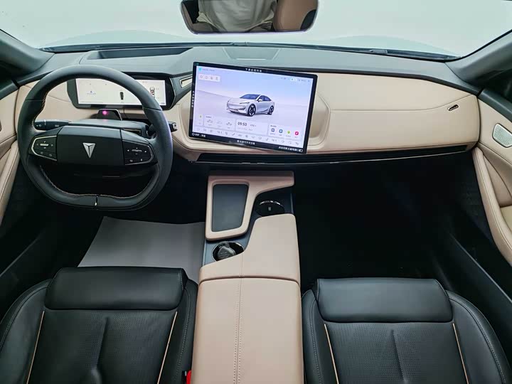 Фото 13 - Changan Deepal SL03